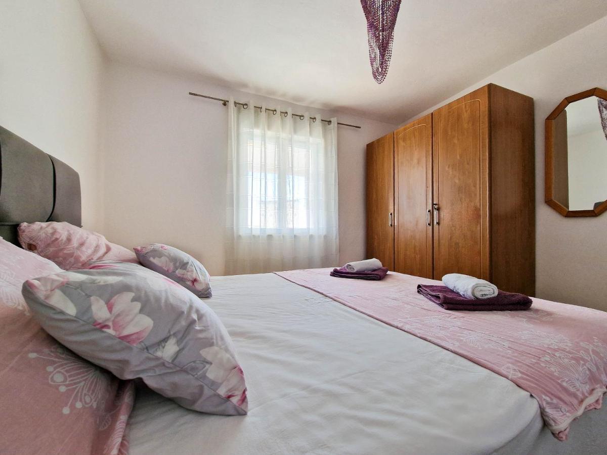 Cicovac * Novalja